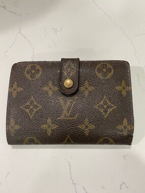 Louis Vuitton Brown Monogram Compact Wallet Kiss-Lock Pouch